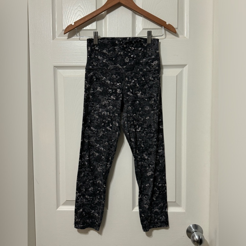Lululemon align pant size 4 euc